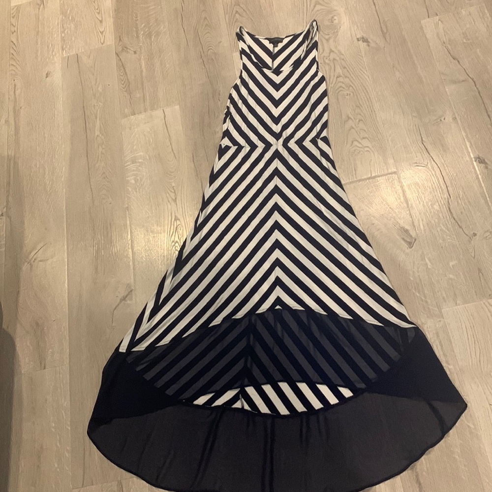 The limited dress medium women’s dress